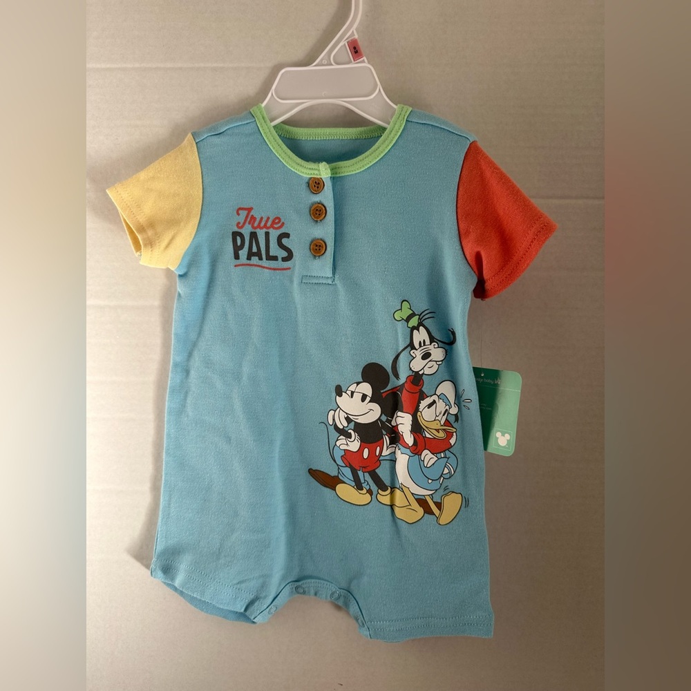 COPY - NWT Disney Baby Boy One Piece Romper Size 9M. Mickey Mouse, goofy, Donal…